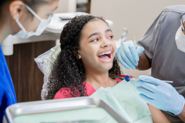 Best Cracked Tooth Emergency Dentist  in Napoleon, OH